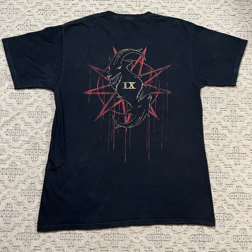 🎸 '19 Slipknot Band 1995 Des Moines Iowa Minotaur Devil 2 Side Red Black Tee - Picture 3 of 13